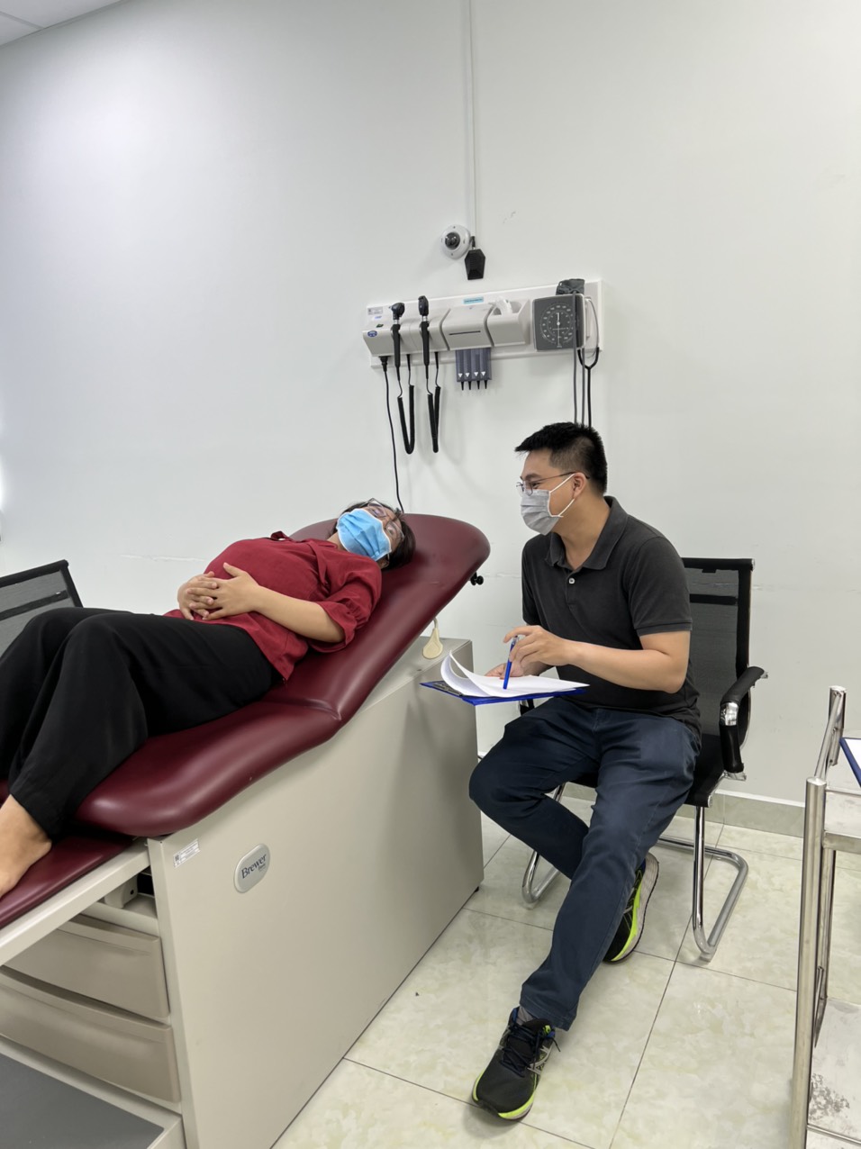 Hình ảnh tại trạm thi sản phụ khoa Hình ảnh tại trạm thi sản phụ khoa